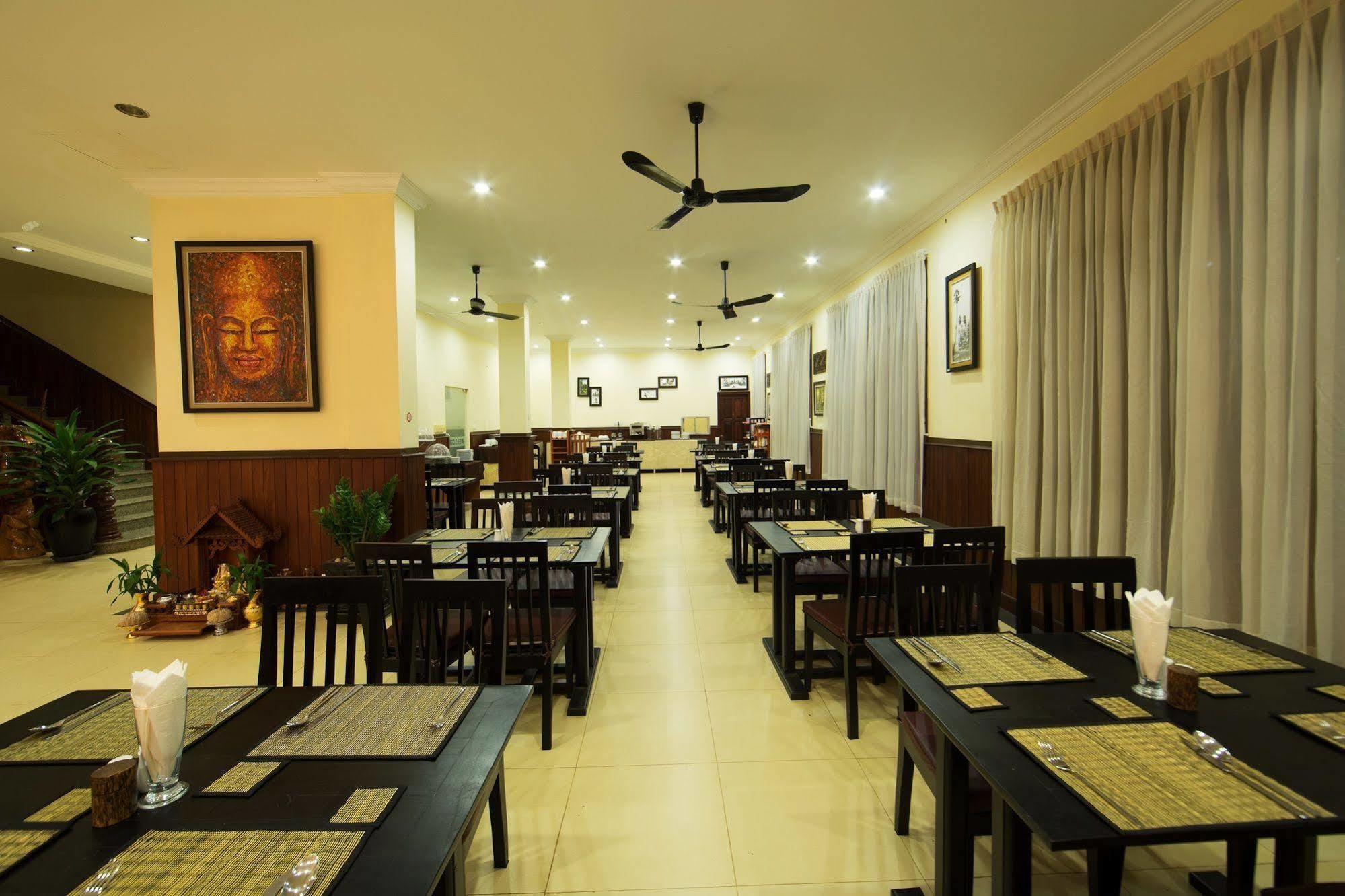 Sovan Mealea Hotel เสียมราฐ ภายนอก รูปภาพ