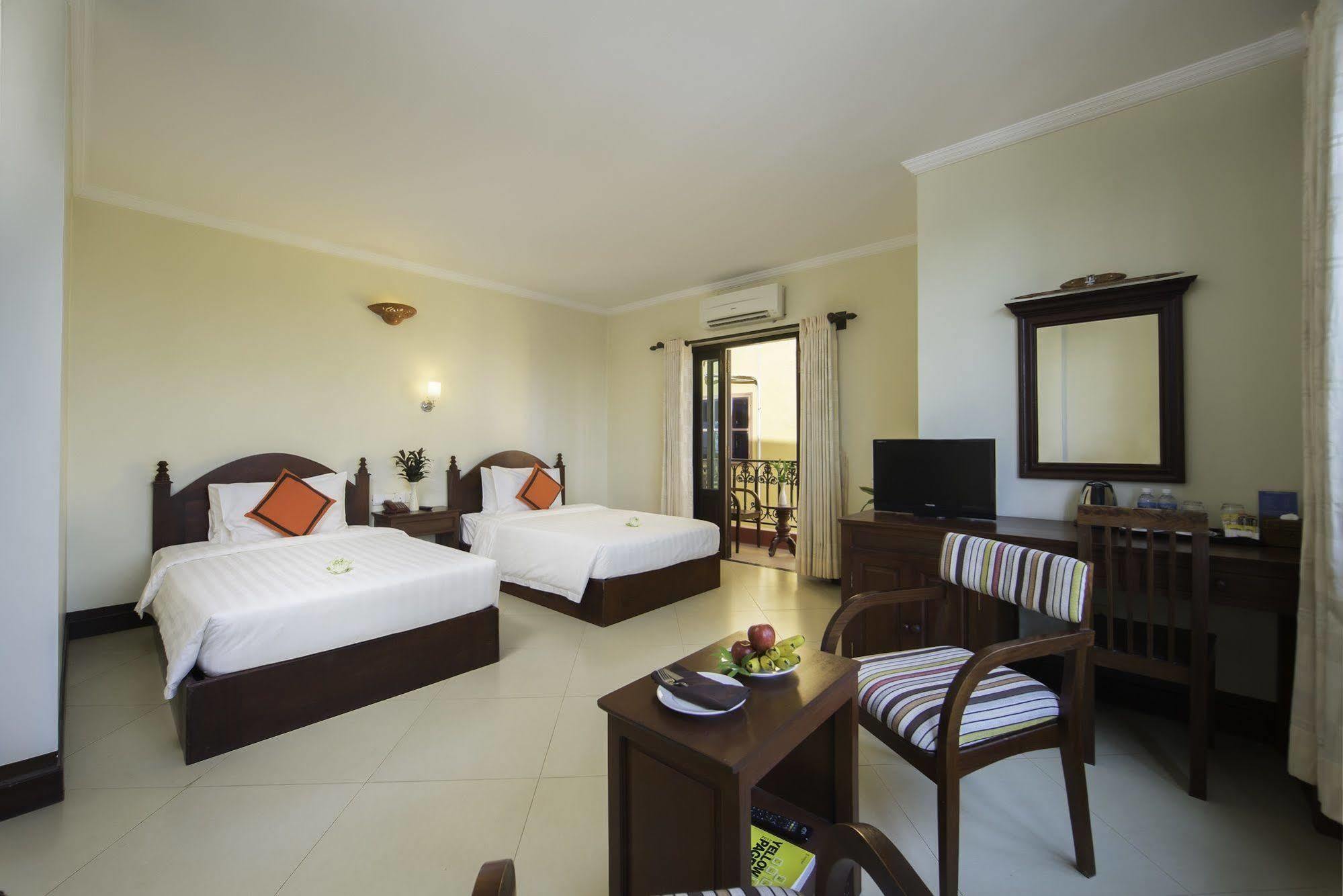 Sovan Mealea Hotel เสียมราฐ ภายนอก รูปภาพ