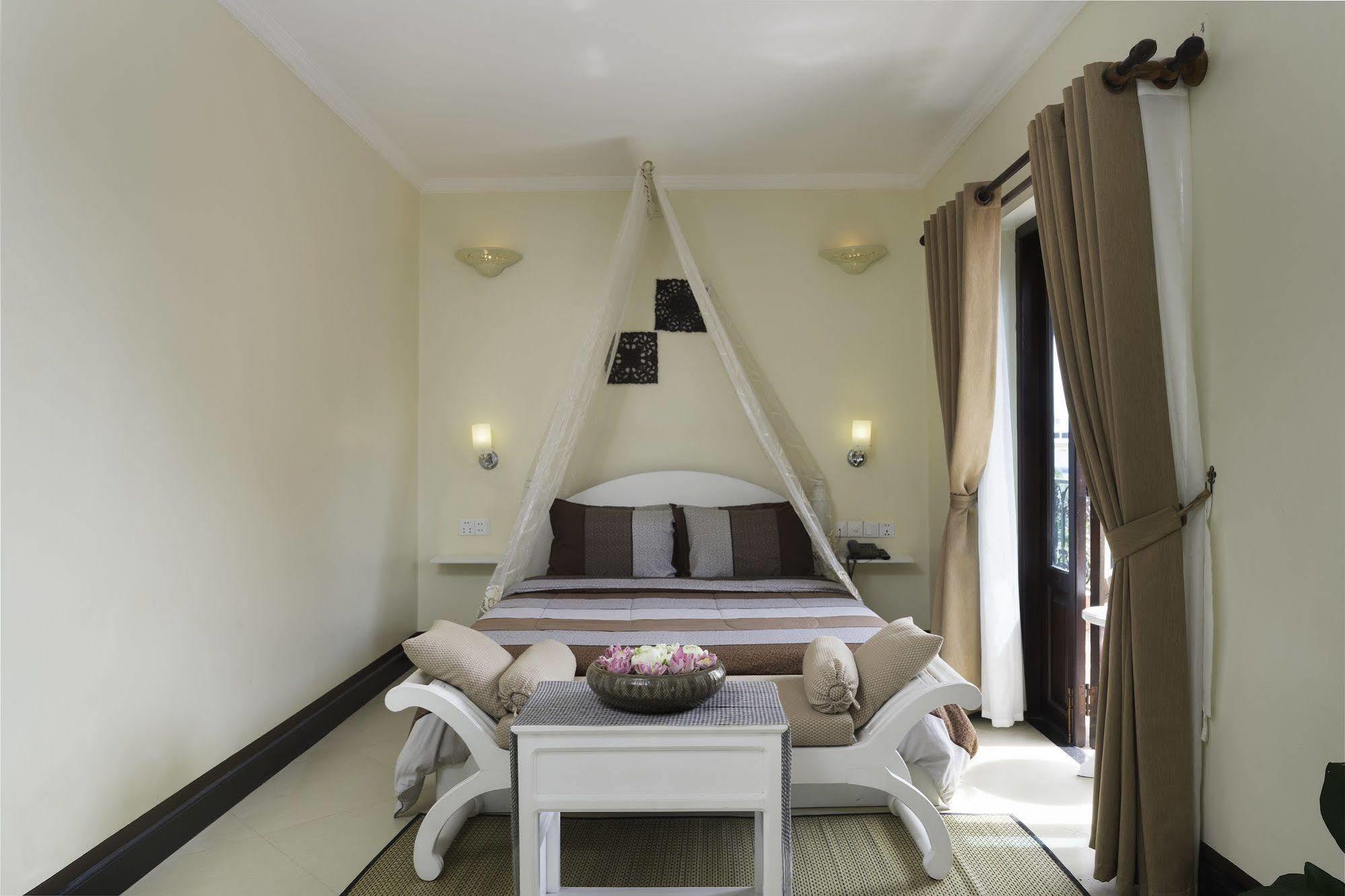 Sovan Mealea Hotel เสียมราฐ ภายนอก รูปภาพ