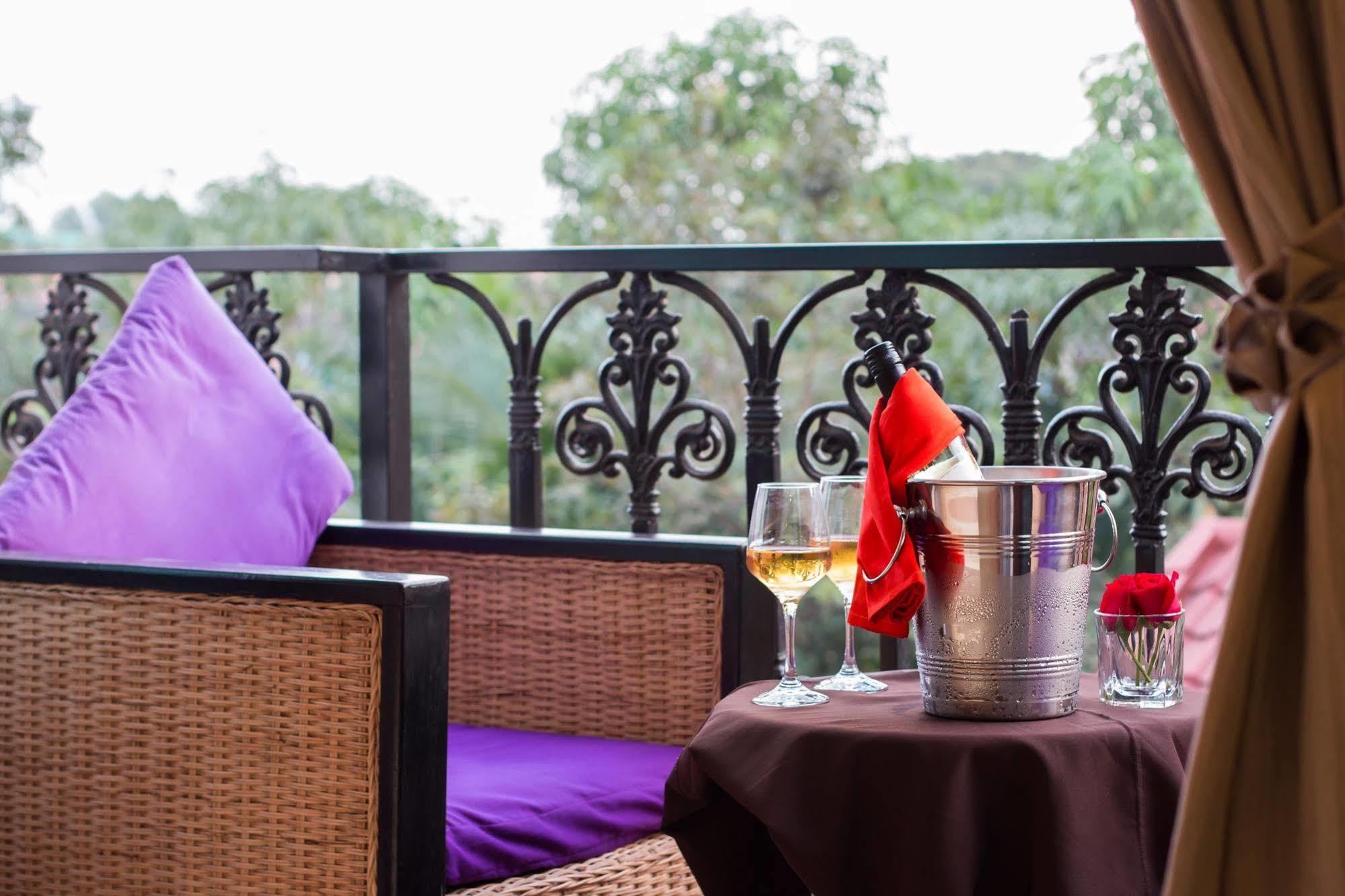 Sovan Mealea Hotel เสียมราฐ ภายนอก รูปภาพ